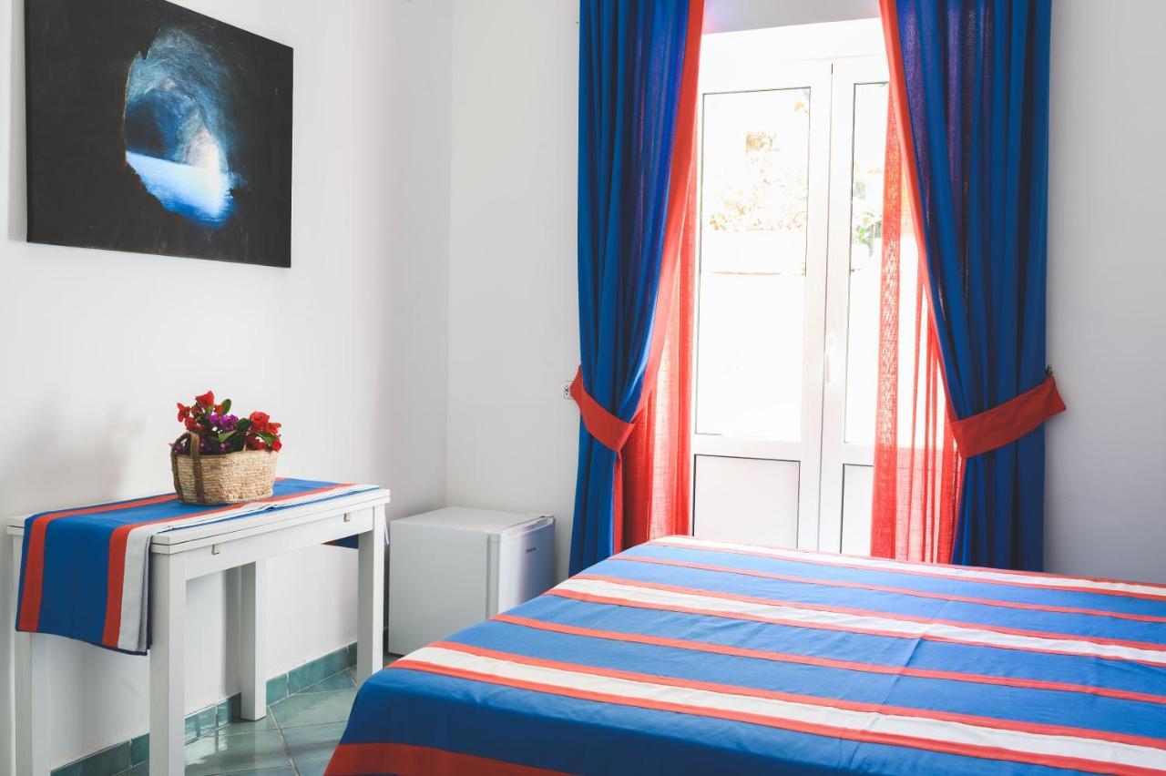 Parco Augusto Bed & Breakfast Капри Екстериор снимка