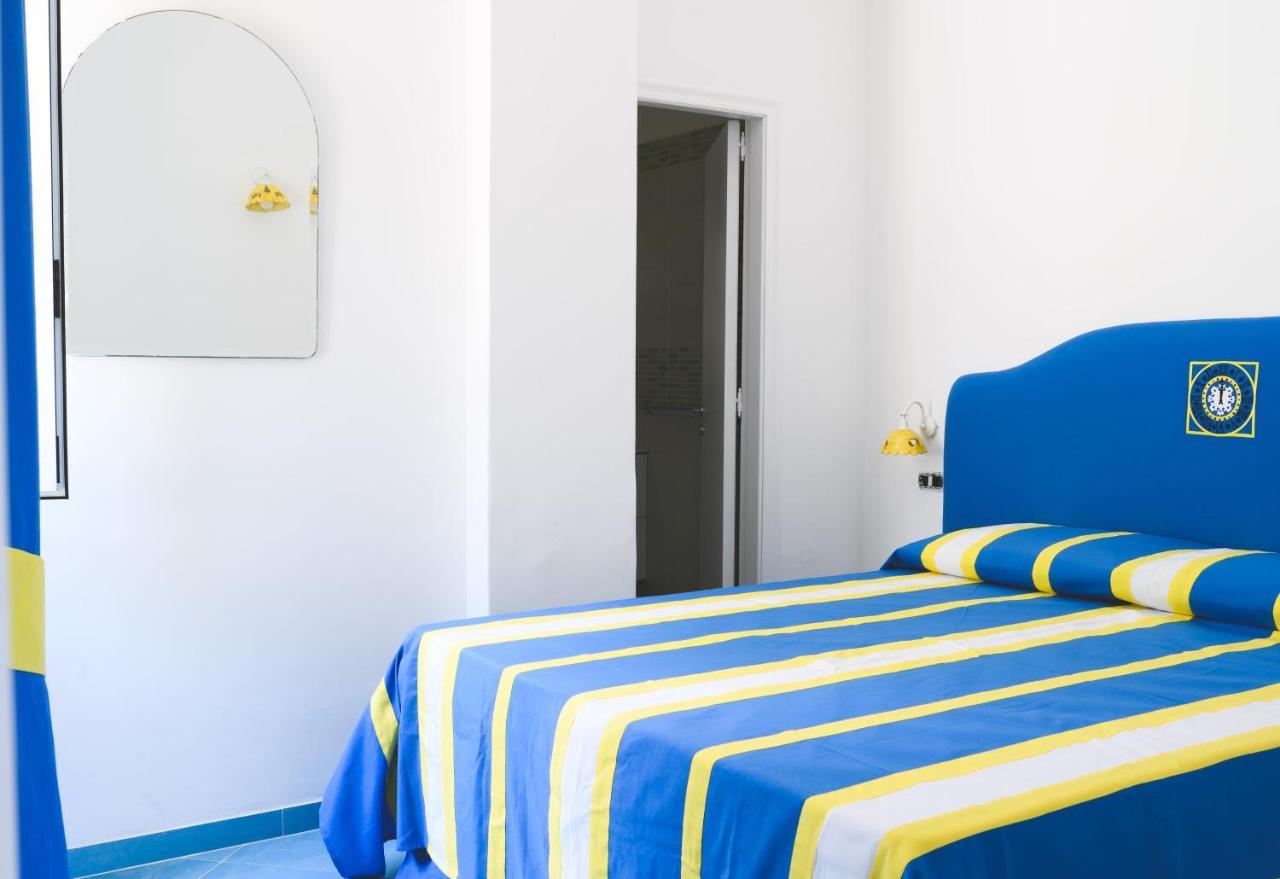 Parco Augusto Bed & Breakfast Капри Екстериор снимка