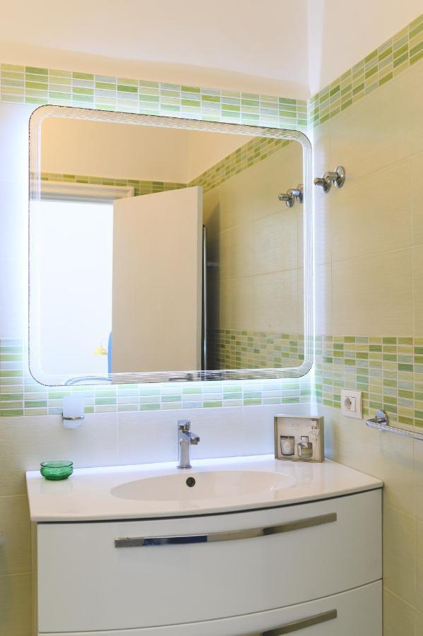 Parco Augusto Bed & Breakfast Капри Екстериор снимка